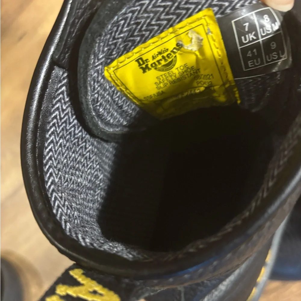Dr Marten’s 1460 Slip Resistant Steel Toe Boots - Picture 7 of 7